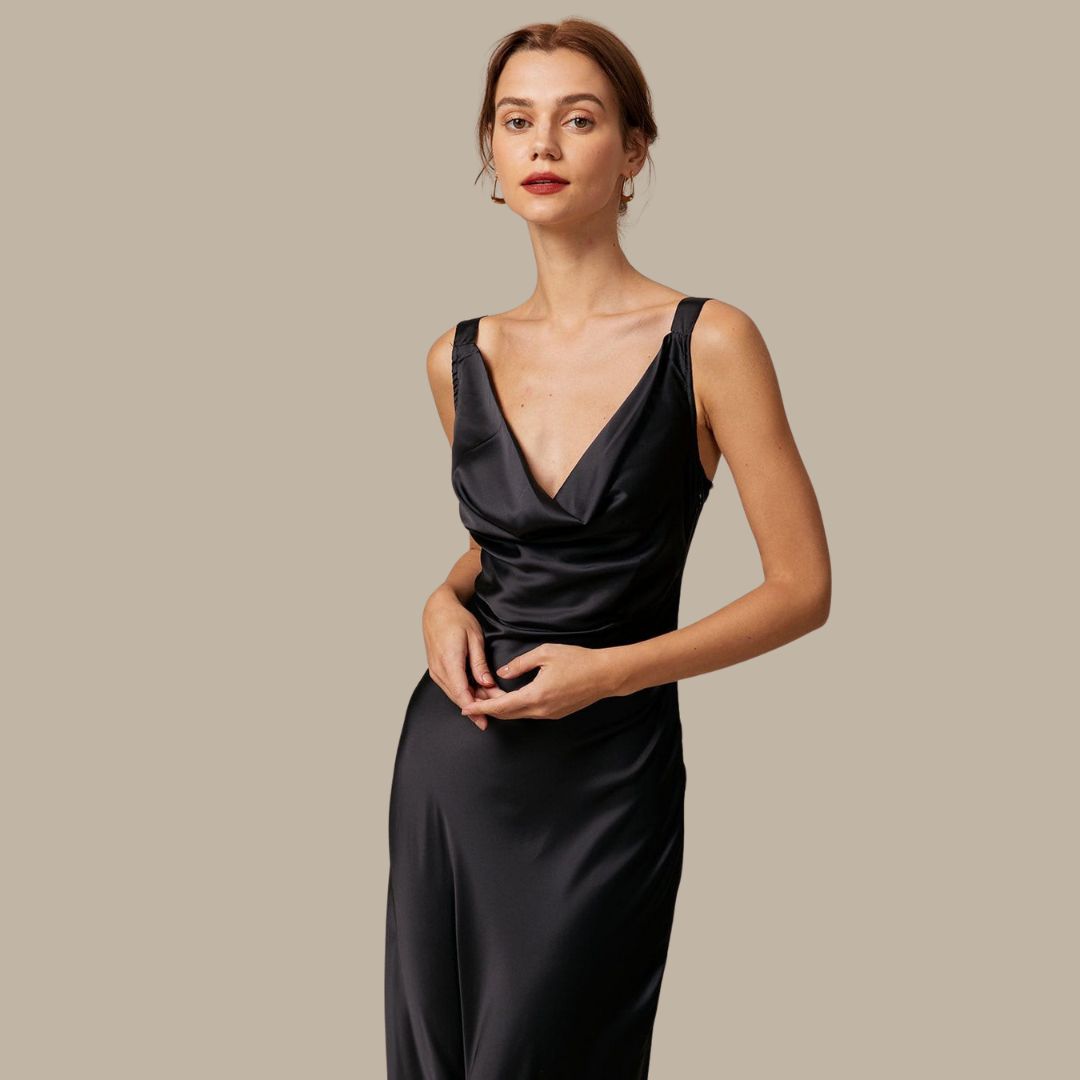 Sophia - Robe longue en satin à col bénitier