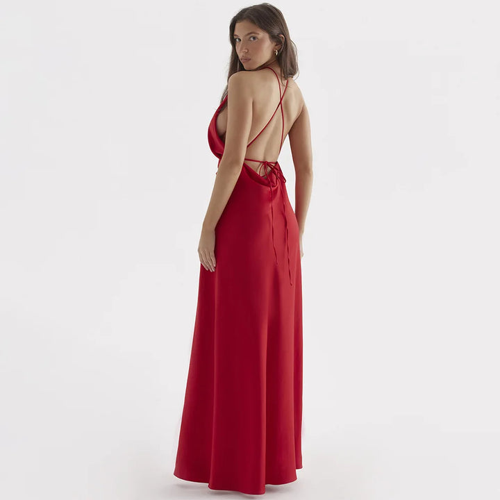 Bella - Robe longue élégante avec col dos nu et fente haute